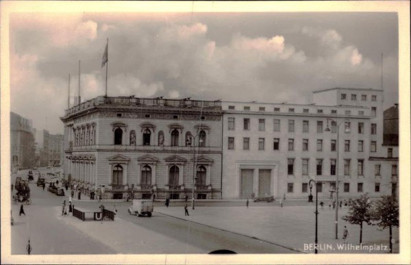Wilhelmplatz (Berlin) Vorderseite