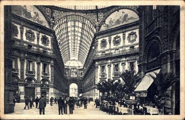 Inneres der Galerie Viktor Emanuel II (Milano) Vorderseite