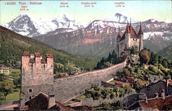 Schloss Thun Vorderseite