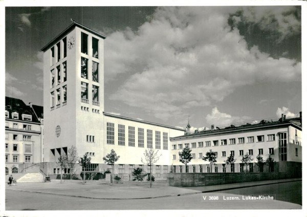 Luzern, Lukas Kirche Vorderseite