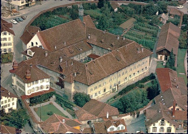 Schwyz, Dominikanerinnen-Kloster St. Peter Vorderseite