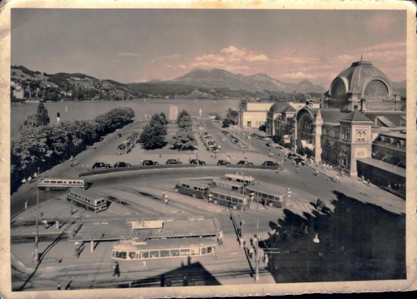 Luzern, Bahnhofsplatz Vorderseite