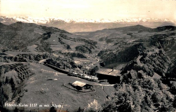 Hörnli-Kulm mit Alpen Vorderseite