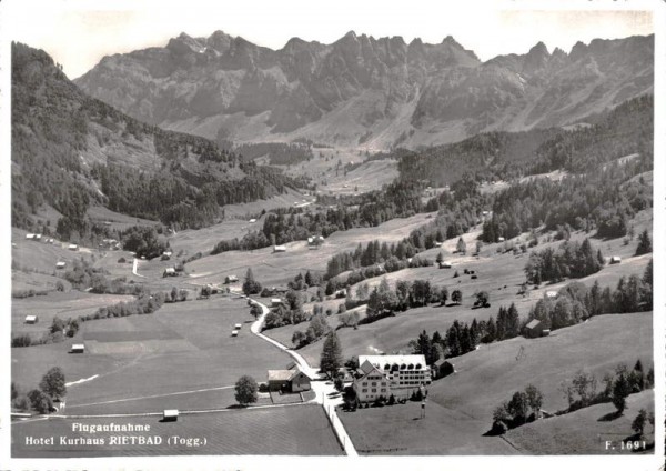 Flugaufnahme - Hotel Kurhaus Rietbad, Togg., Blick zum Säntis Vorderseite