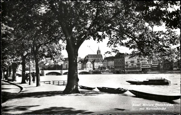 Basel. Mittlere Rheinbrücke mit Martinskirche Vorderseite