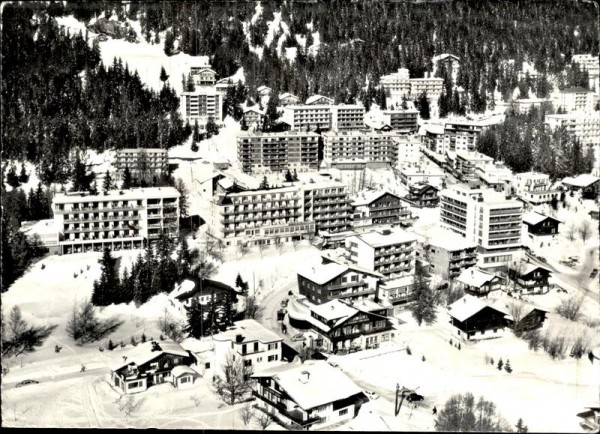 Crans, Luftaufnahme Vorderseite