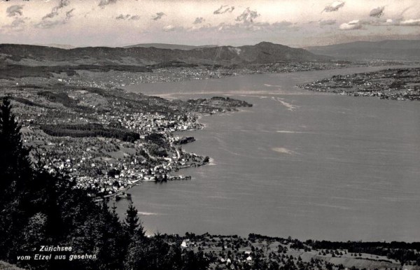 Zürichsee vom Etzel aus gesehen Vorderseite