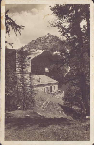 Ruine Guardaval bei Madulein