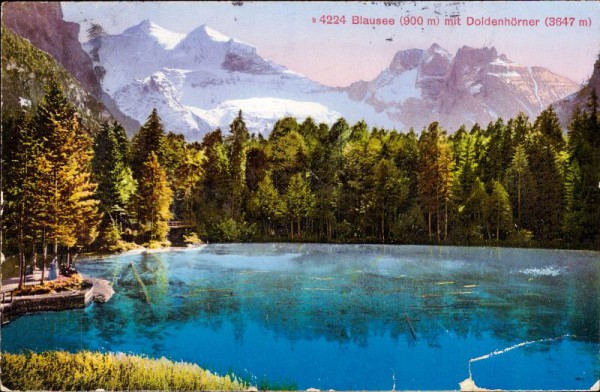 Blausee (900m) mit Doldenhörner (3647m)