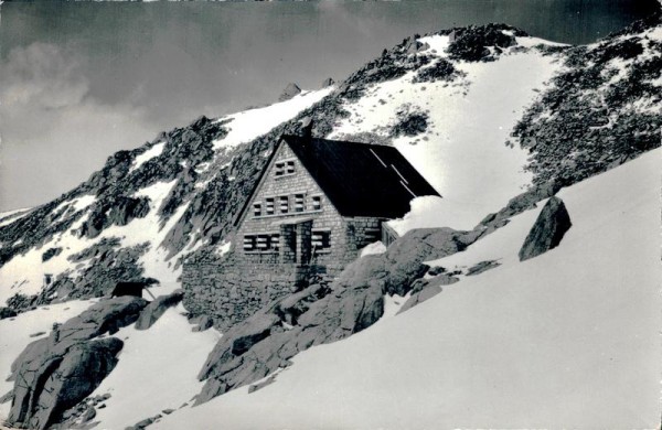 Cabane C.A.S. du Trient  Vorderseite