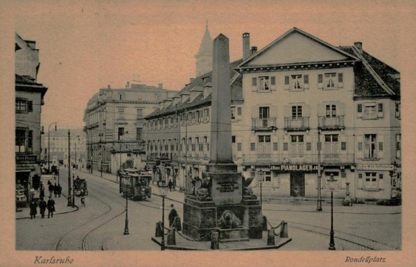 Karlsruhe, Rondellplatz Vorderseite