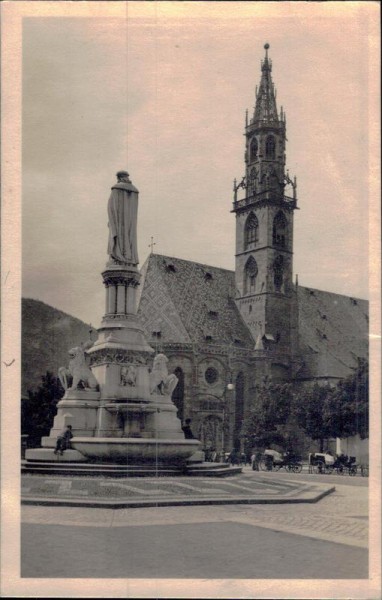 Bolzano - Piazza Maggiore Vorderseite