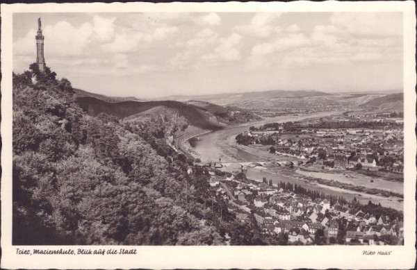 Trier, Mariensäule, Blick auf die Stadt