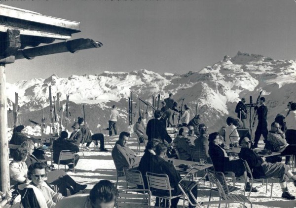 Braunwald/Gl. Gumenterrasse mit Sardona und Kärpf Vorderseite