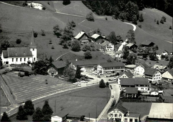 Fischenthal, Flugaufnahme Vorderseite