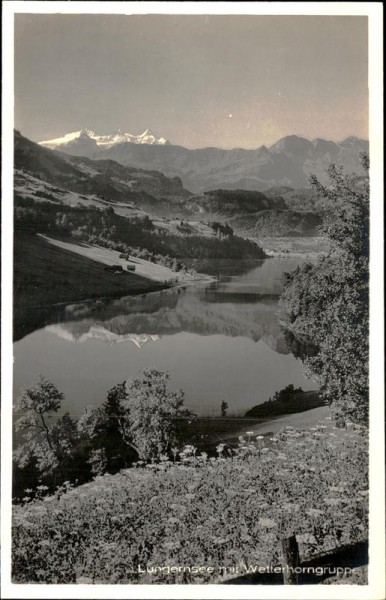 Lungerersee mit Wetterhorngruppe Vorderseite