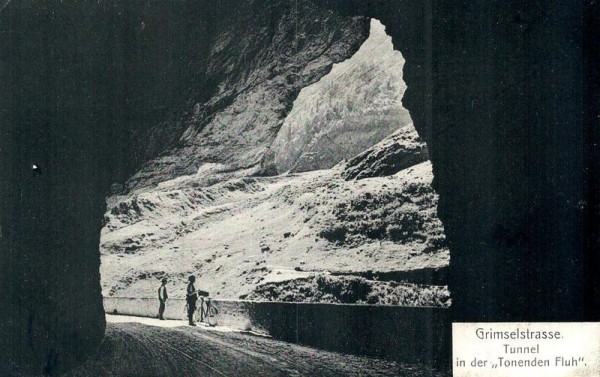 Grimselstrasse Tunnel in der "Tonenden Fluh" Vorderseite