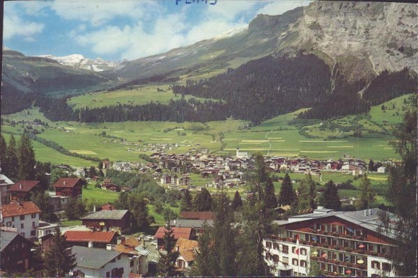 Flims Waldhaus Vorderseite