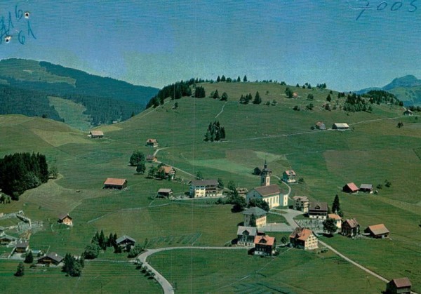 Oberiberg SZ - Flugaufnahmen Vorderseite