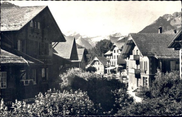 Gstaad mit Oldenhorn Vorderseite