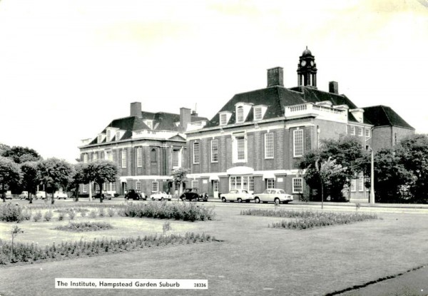 Hampstead Garden Suburb, The Institute Vorderseite
