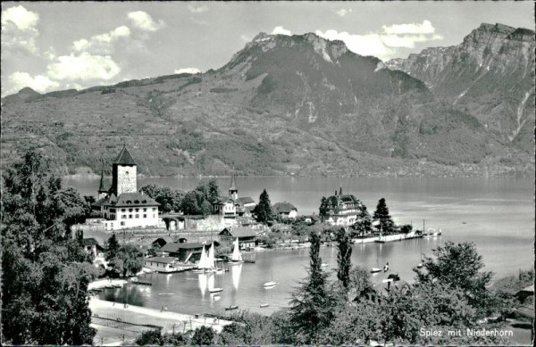Spiez mit Niederhorn Vorderseite