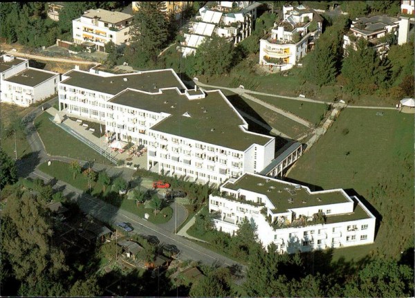 Zollikon, Rebwies, Flugaufnahme Vorderseite