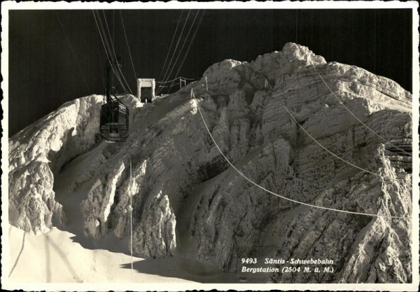 Säntis - Schwebebahn - Bergstation (2504 m) Vorderseite