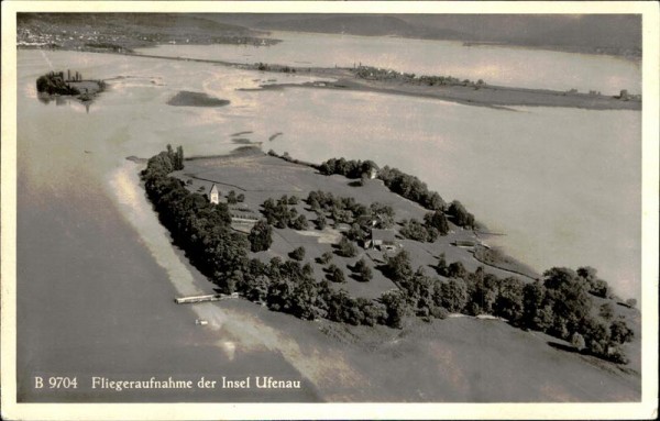 Fliegeraufnahme der Insel Ufenau Vorderseite