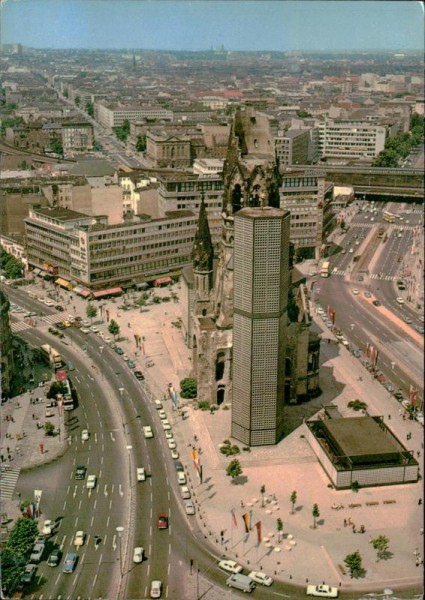 Berlin - Kaiser-Wilhelm-Gedächniskirche Vorderseite