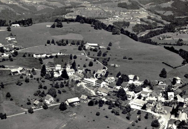 Oberhelfentschwil (Togg.) SG - Flugaufnahmen Vorderseite