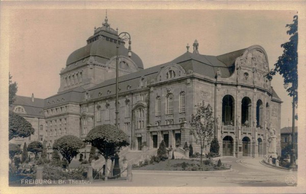 Freiburg i. Br. Theater Vorderseite