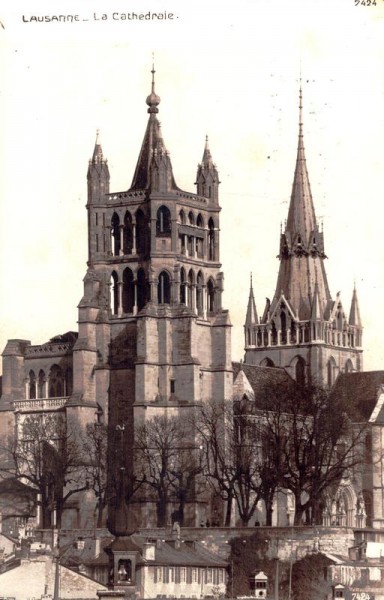 Lausanne. La Cathédrale. Vorderseite