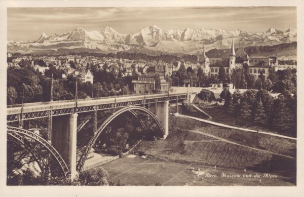 Bern - Museum und die Alpen