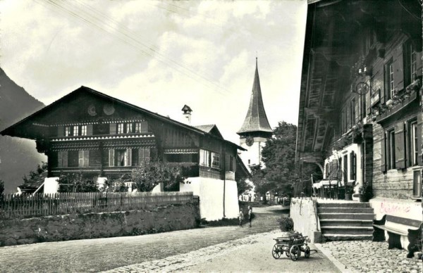 Aeschi b/Spiez, Dorfpartie Vorderseite