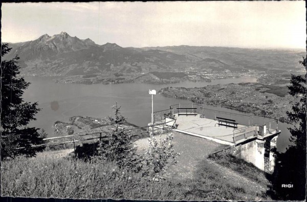 Ausblick vom Rigi-Känzeli auf Luzern Vorderseite