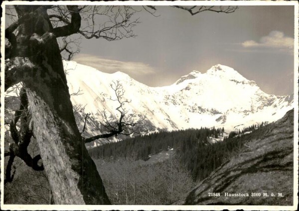 Hausstock (3160 m) Vorderseite