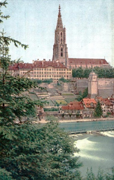 Münster mit Aareschwelle Vorderseite