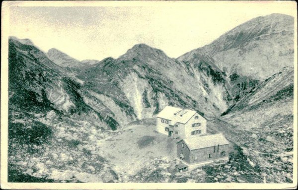 Lamsenjochhütte (1974 m) Vorderseite