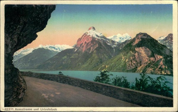 Axenstrasse und Urirotstock Vorderseite