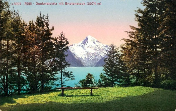 Rütli, Denkmalplatz mit Bristenstock Vorderseite