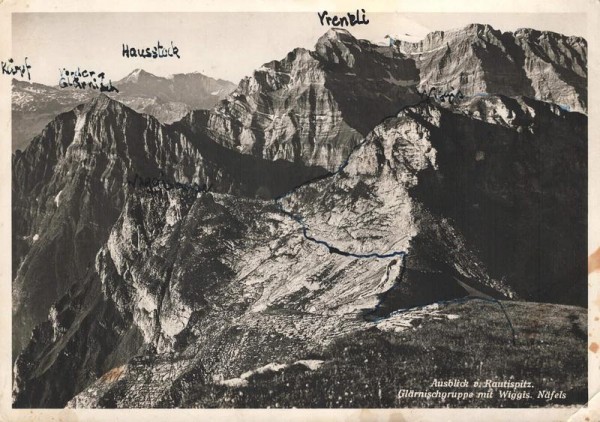 Ausblick v. Rautispitz. Glärnischgruppe mit Wiggis Vorderseite