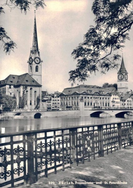 Zürich. Frauenmünster- und St. Peterskirche Vorderseite