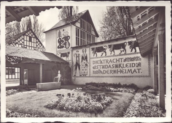 Schweizerische Landesausstellung 1939 Zürich - Im Trachtenhof