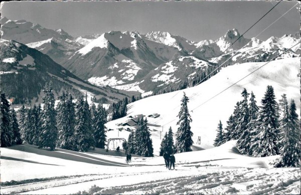 Hornberg, Hühnerspiel-Skilift mit Dablerets-Gruppe und Gummfluh Vorderseite