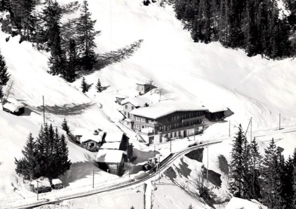 Chalet Sigrist, Mürren BO - Flugaufnahmen Vorderseite