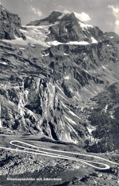 Klausenpasshöhe mit Scheerhorn Vorderseite