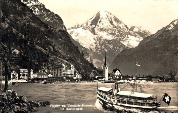 Flüelen am Vierwaldstättersee mit Bristenstock Vorderseite