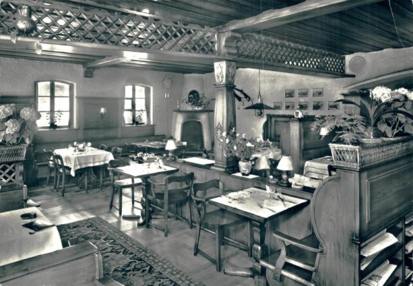 Teilansicht der Rössli-Stube im Hotel Rössli, Flawil SG Vorderseite