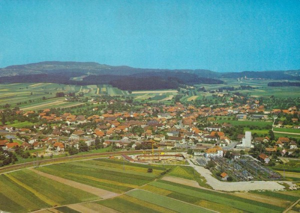 Kerzers FR - Flugaufnahmen Vorderseite